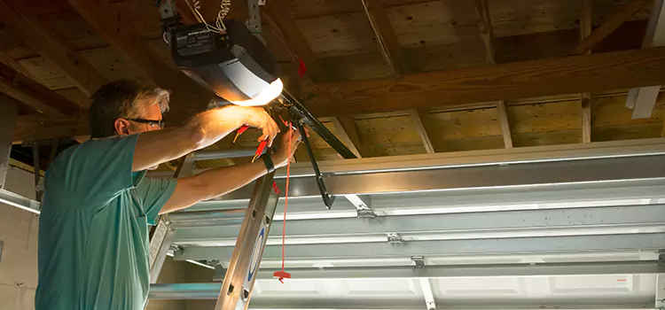 Garage Door Opener Sales and Installation Thompson