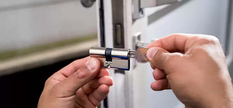 Lock Change Locksmiths Thompson